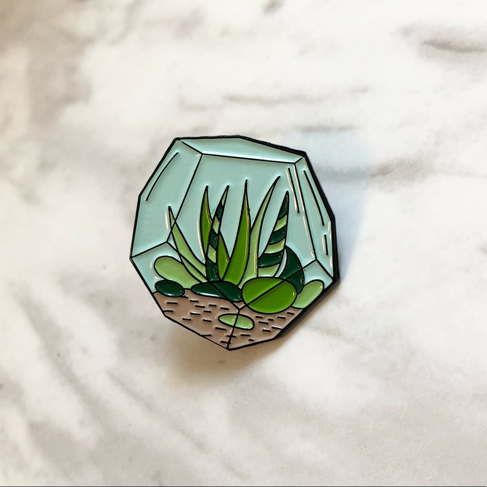 🎉 New Aloe Vera Plant Terrarium Pin